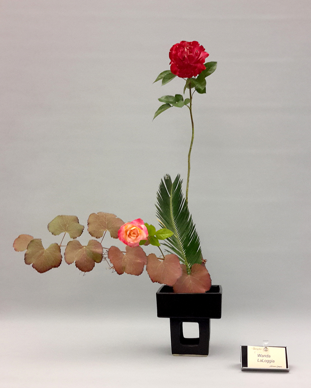 rose ikebana